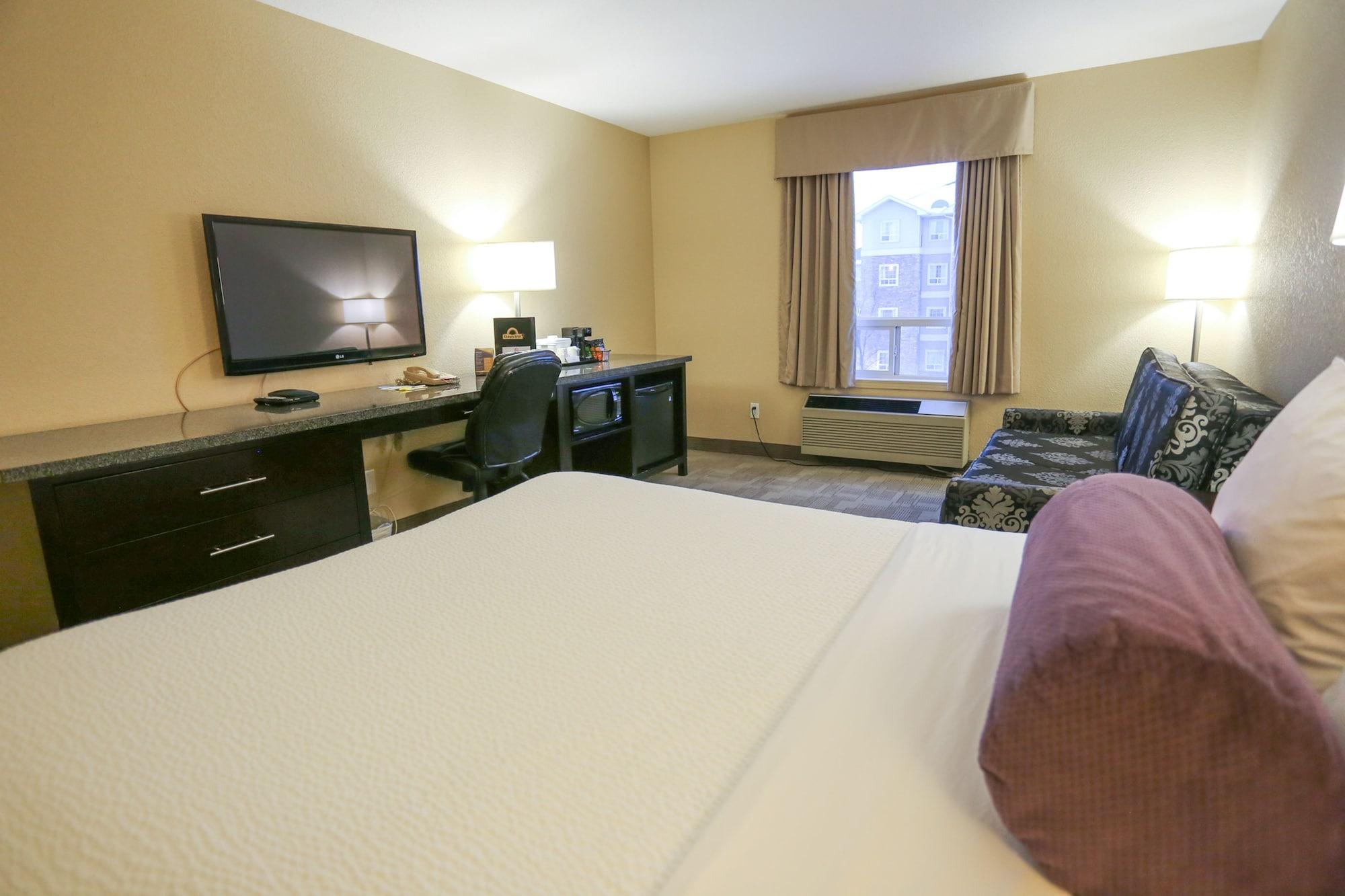 Days By Wyndham Airport Hotel