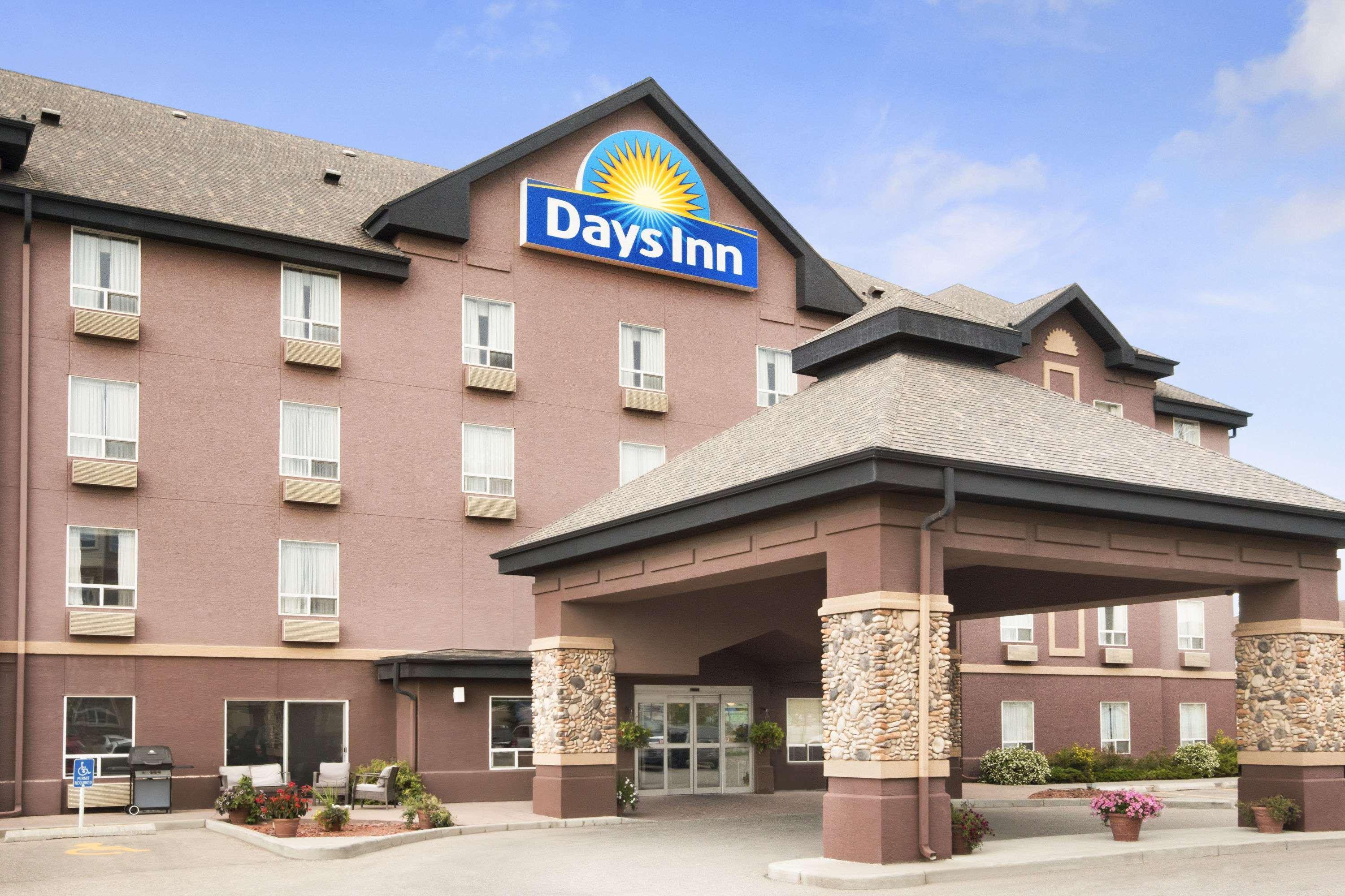 Hotel Days By Wyndham Airport 3*