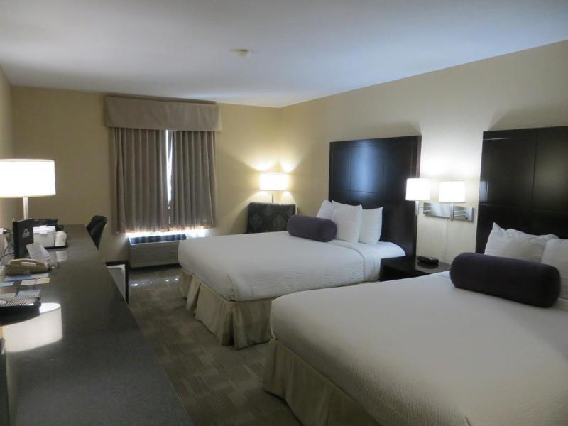 Hotel Days By Wyndham Airport Calgary