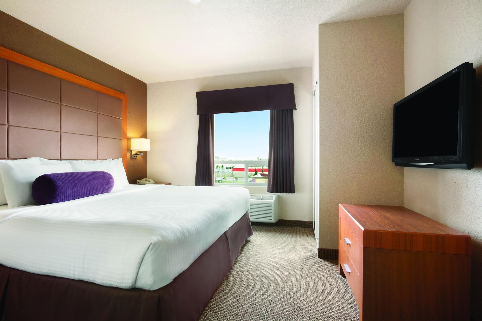 Hotel Days By Wyndham Airport