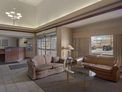 Days By Wyndham Airport 3*